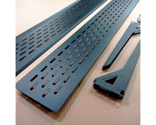 Гардеробная система с перфорированными полками